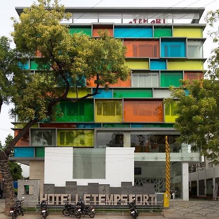 Hotel Oxina Lygon Tiruchirappalli Bagian luar foto