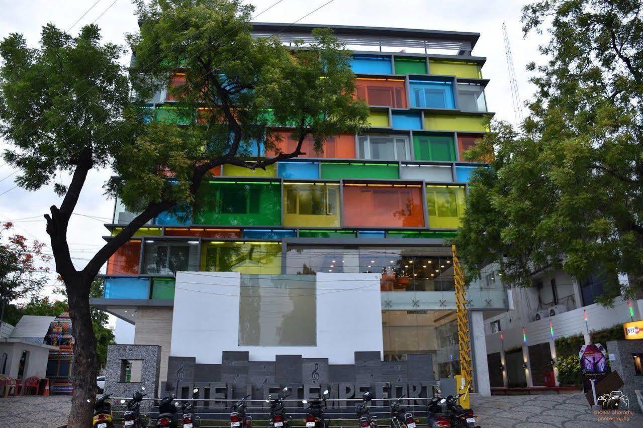Hotel Oxina Lygon Tiruchirappalli Bagian luar foto