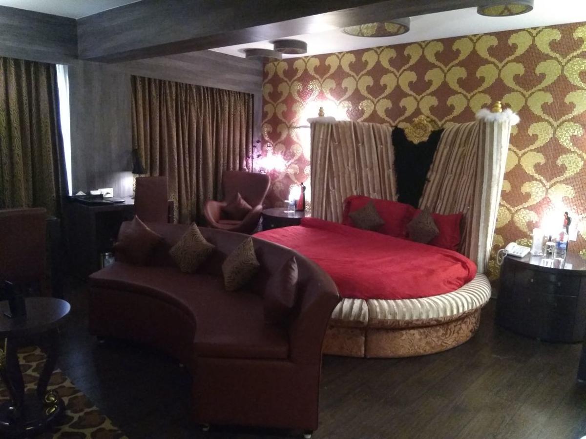 Hotel Oxina Lygon Tiruchirappalli Bagian luar foto